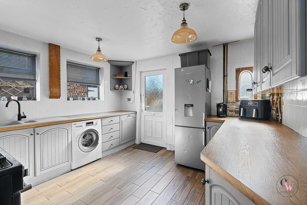 Newall Crescent, Winsford CW Estate Agents